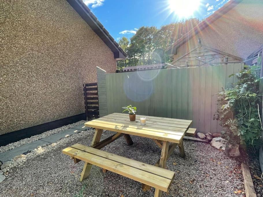 הוילה דרמנדרוכיט The Wee Hoose Near Loch Ness, Private Garden, Private Parking מראה חיצוני תמונה
